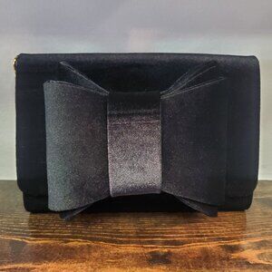 Elegant Black Velvet Women Purse with Bow Design in the front Prom Wedding Purse